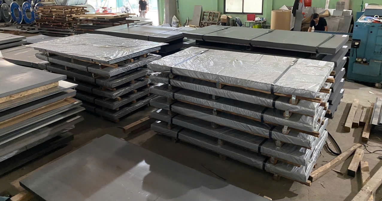 Th&eacute;p SPCC-SD dạng tấm
