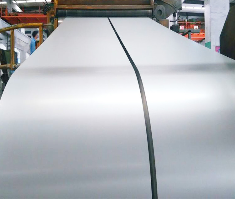 Báo Giá Thép Cuộn Mạ Kẽm SGCC Cập Nhật Mới Nhất Tháng 10/2025