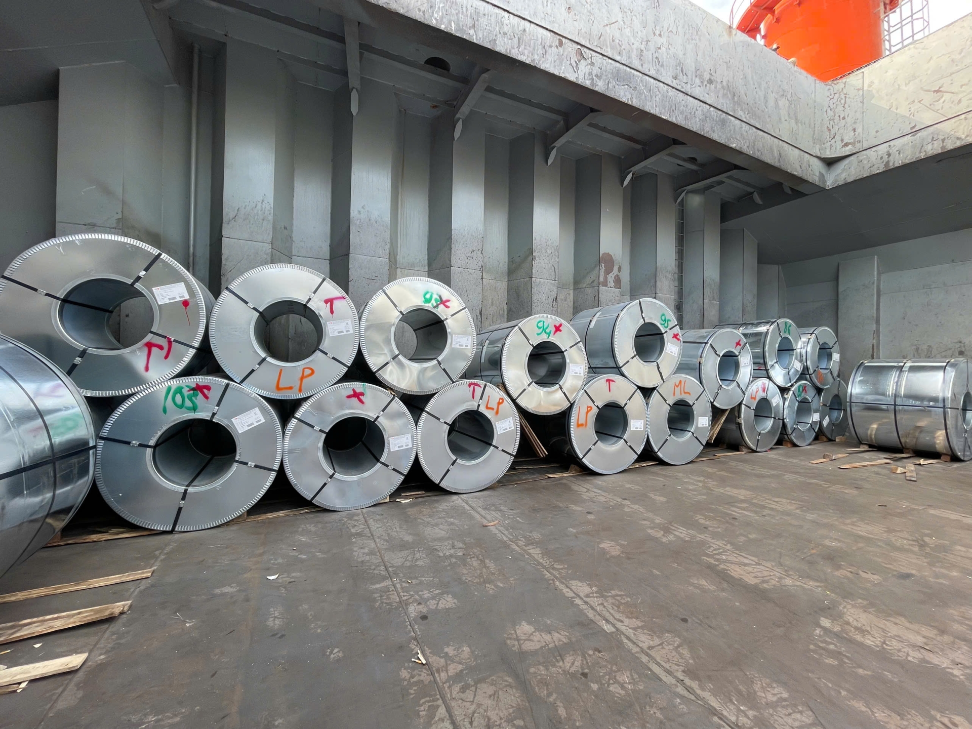 Khi nào KHÔNG nên mua thép SPFH440? 7 trường hợp cần tránh để không trả giá trong quá trình sản xuất