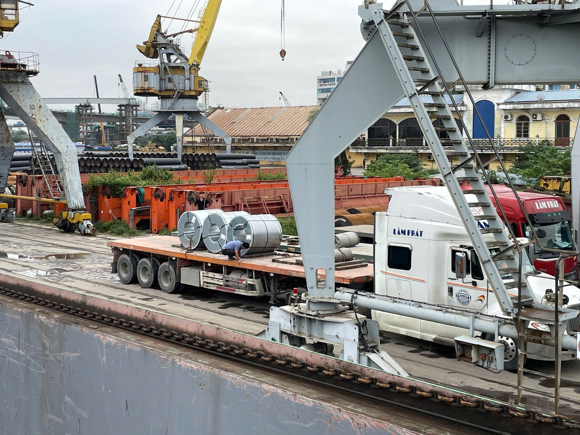 SGCC POSCO – CSVC: Vì sao giá cao hơn 800–1.200đ/kg nhưng NG thấp hơn 10 lần?